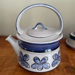 vintage Metlox Poppy Trail Teapot